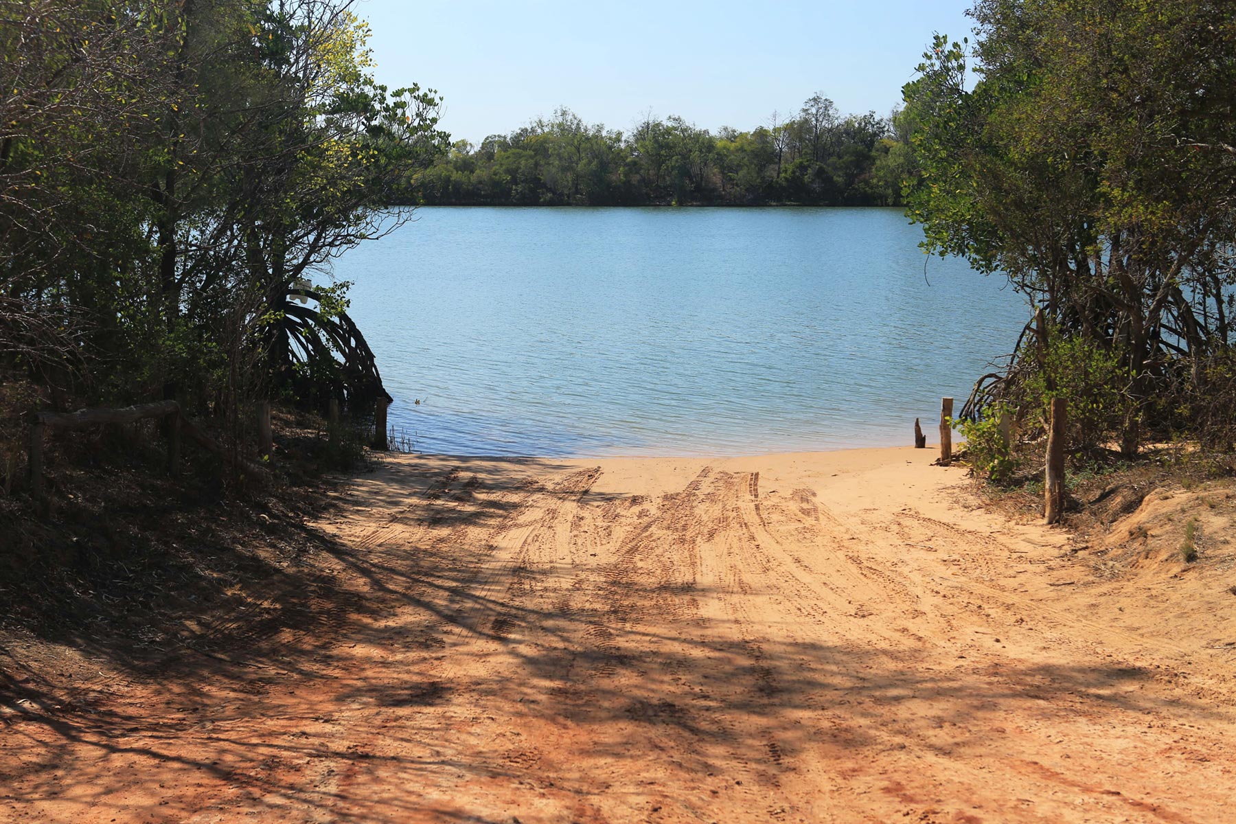 The natural boat ramp on the Limmen Bight River