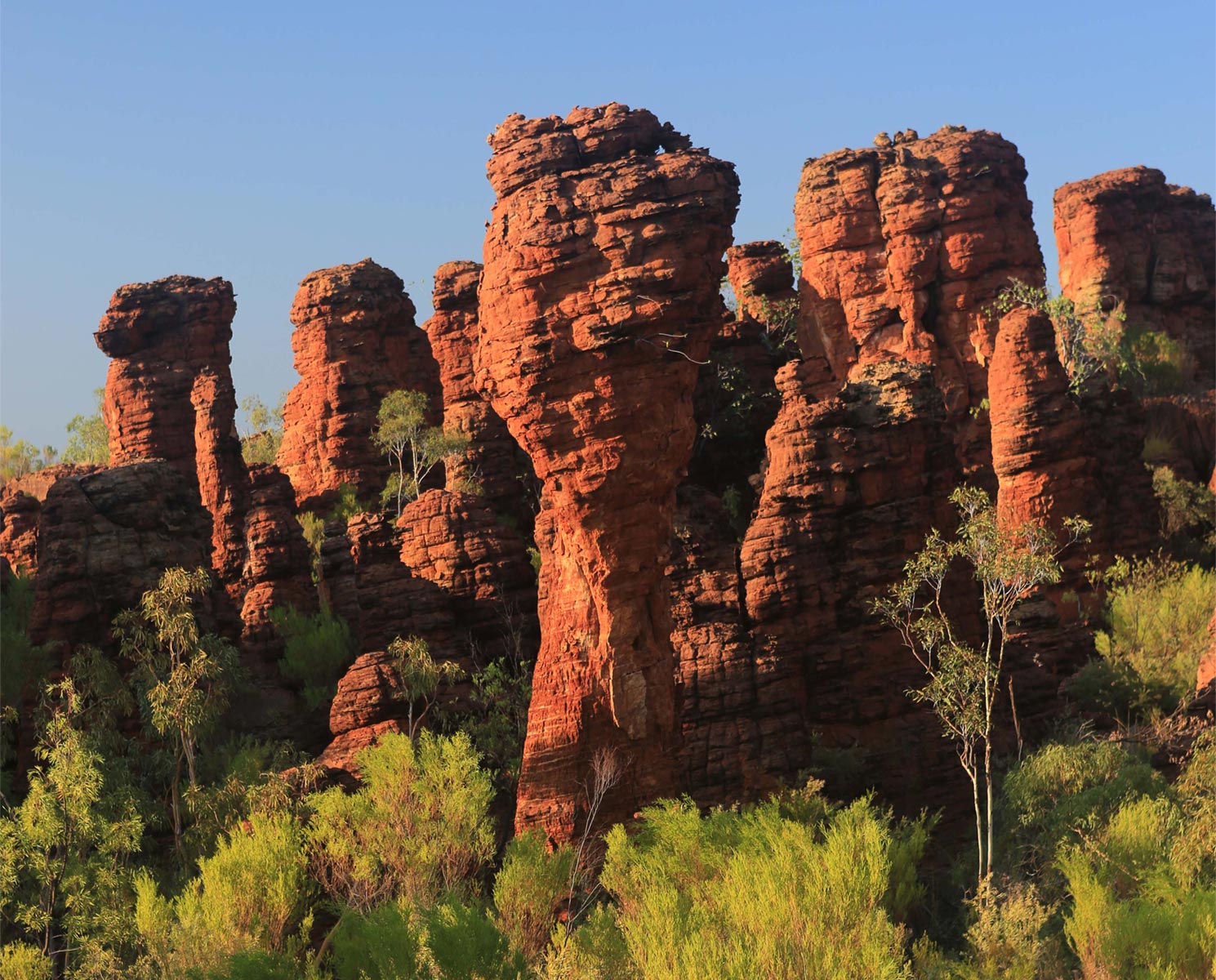 The sandstone formations of the Southern Lost City can be enjoyed via the circuit walk