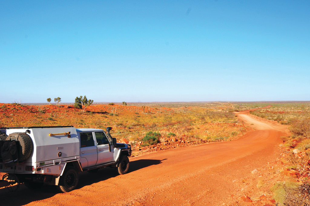 Central Australia - Through a Land of Myth and Legend_ Hema Maps