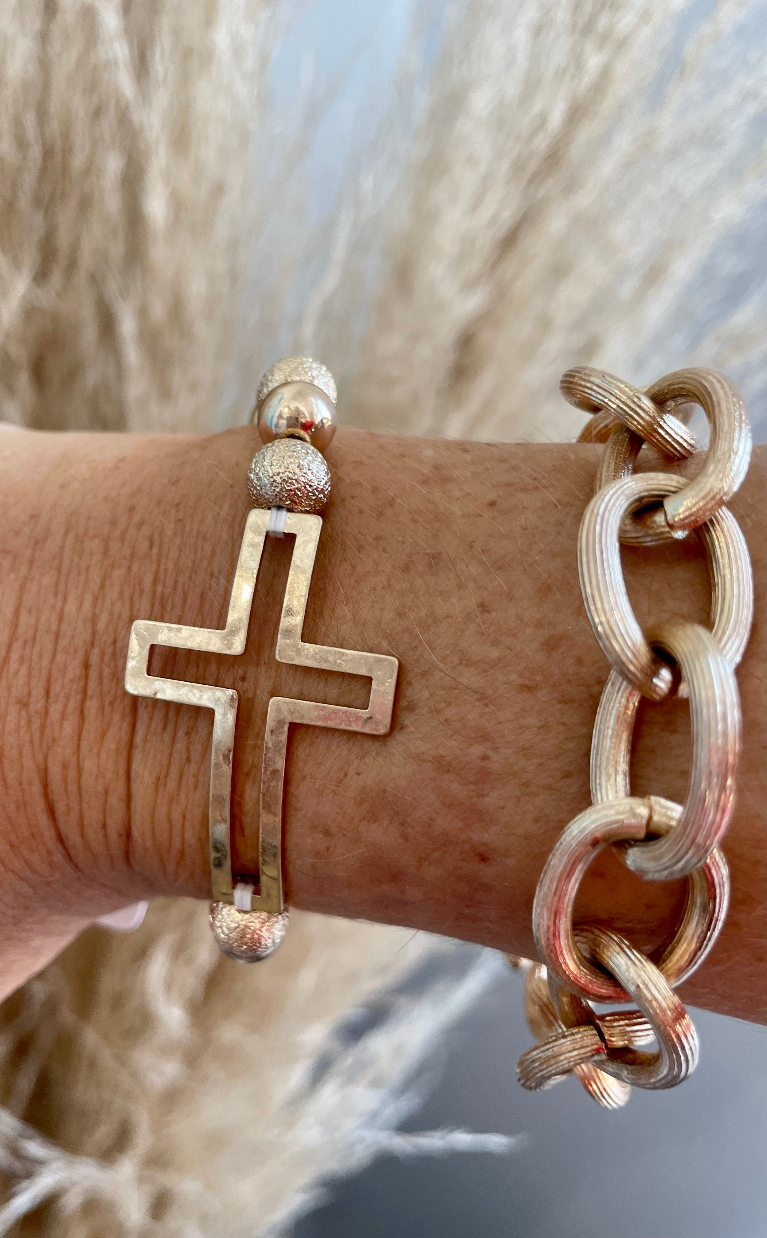 Open Cross Stretch Bracelet