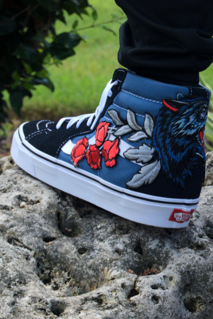 rose wolf vans