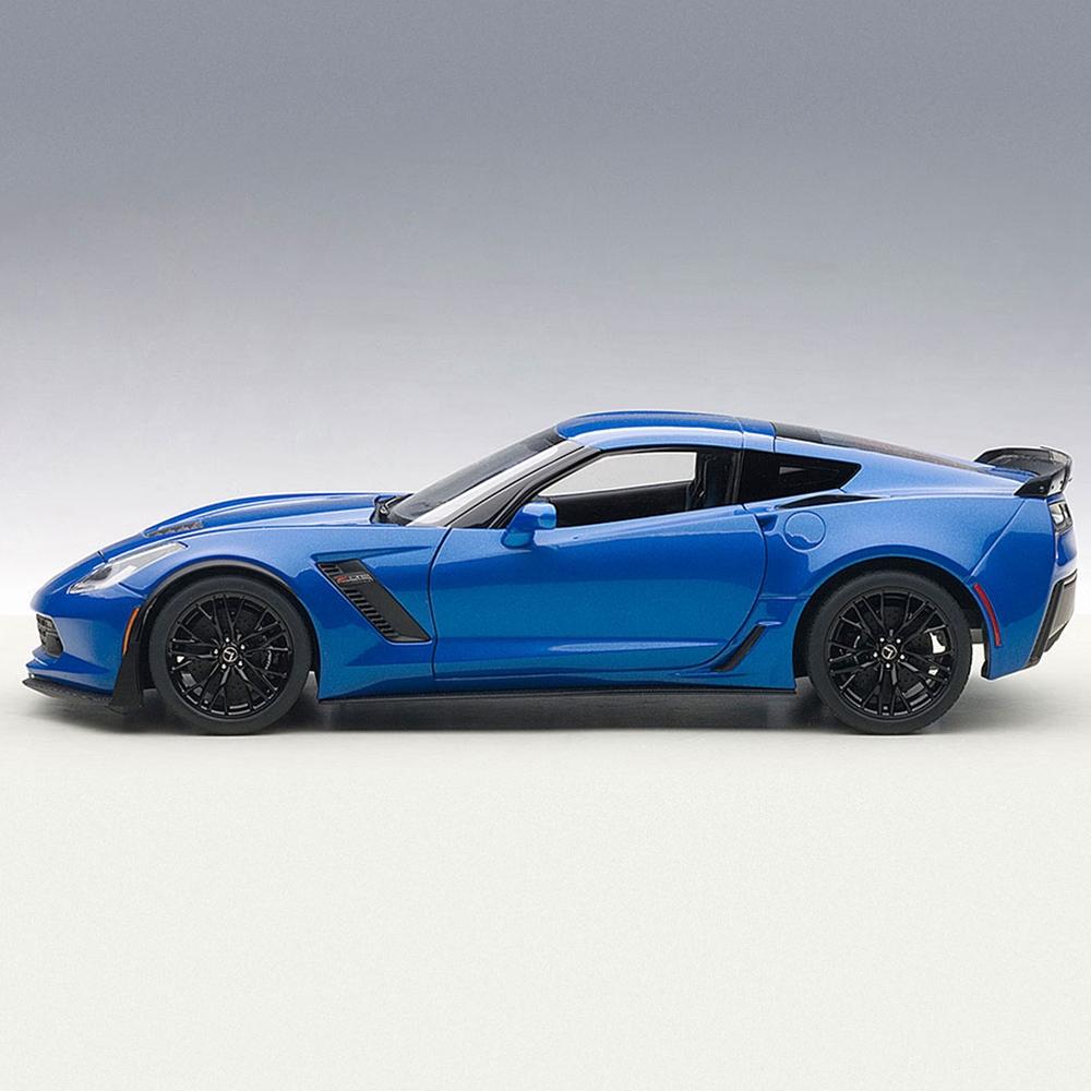 corvette diecast 1 18