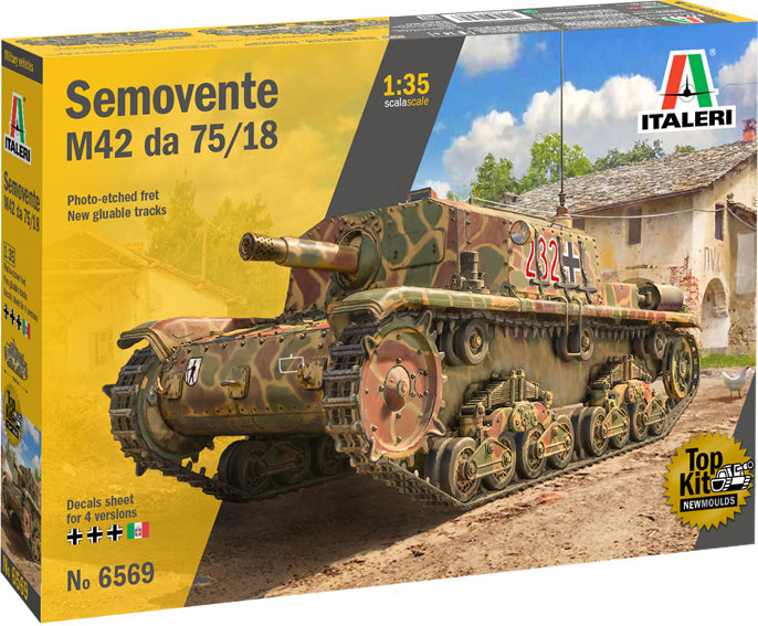 M-109 Obice semovente 155mm serbatoio (Italeri n. 235 Modello kit, 1:35  scala Foto stock - Alamy