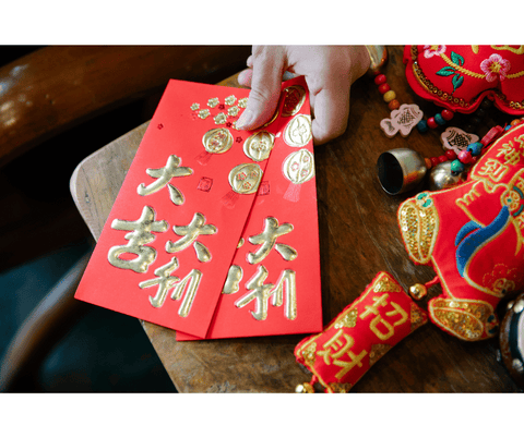 enveloppes rouges nouvel an chinois 2024