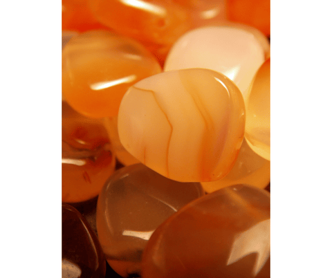 pierre orange translucide