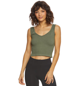 Loovoo Women's Ribbed Workout Crop Tops with Built in Bra Brami Sports Bras  Racerback Padded Fashion Tank Tops Green at  Women's Clothing store