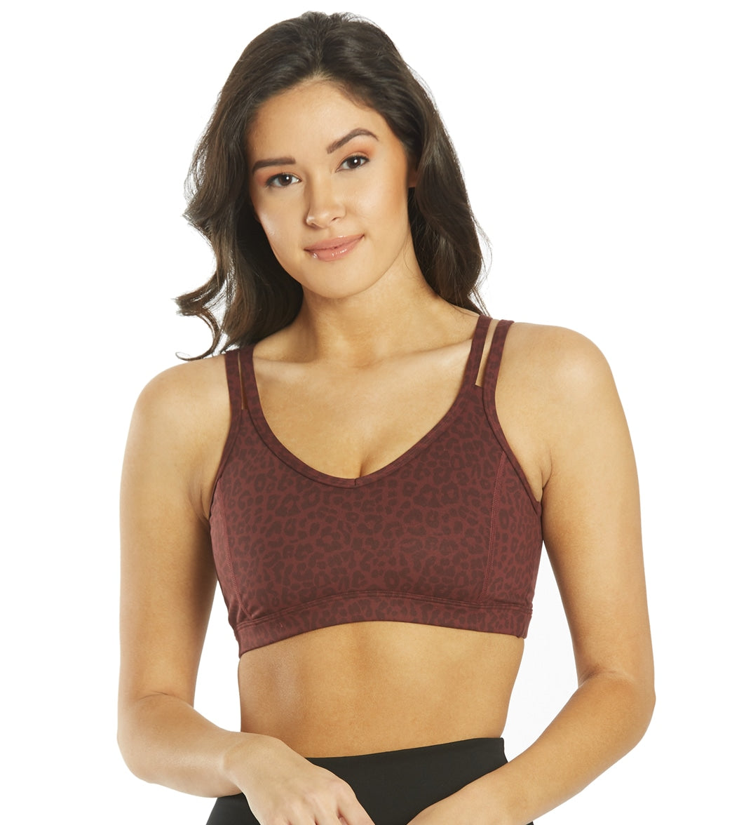 Medium Support Strappy Sports Bra – YogaDoesWonders