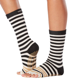 Toesox Bellarina Half-Toe Yoga Grip Socks