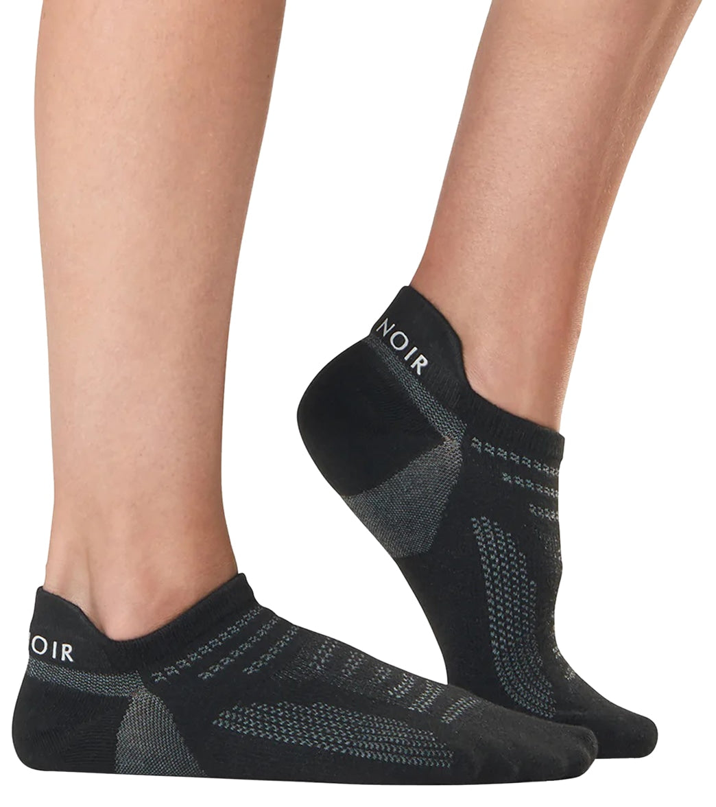 Tavi Chloe Grip Socks Size Small Black Ebony