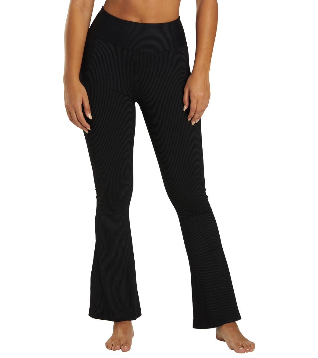 Year of Ours Ribbed Flair Legging - Black - Spandex