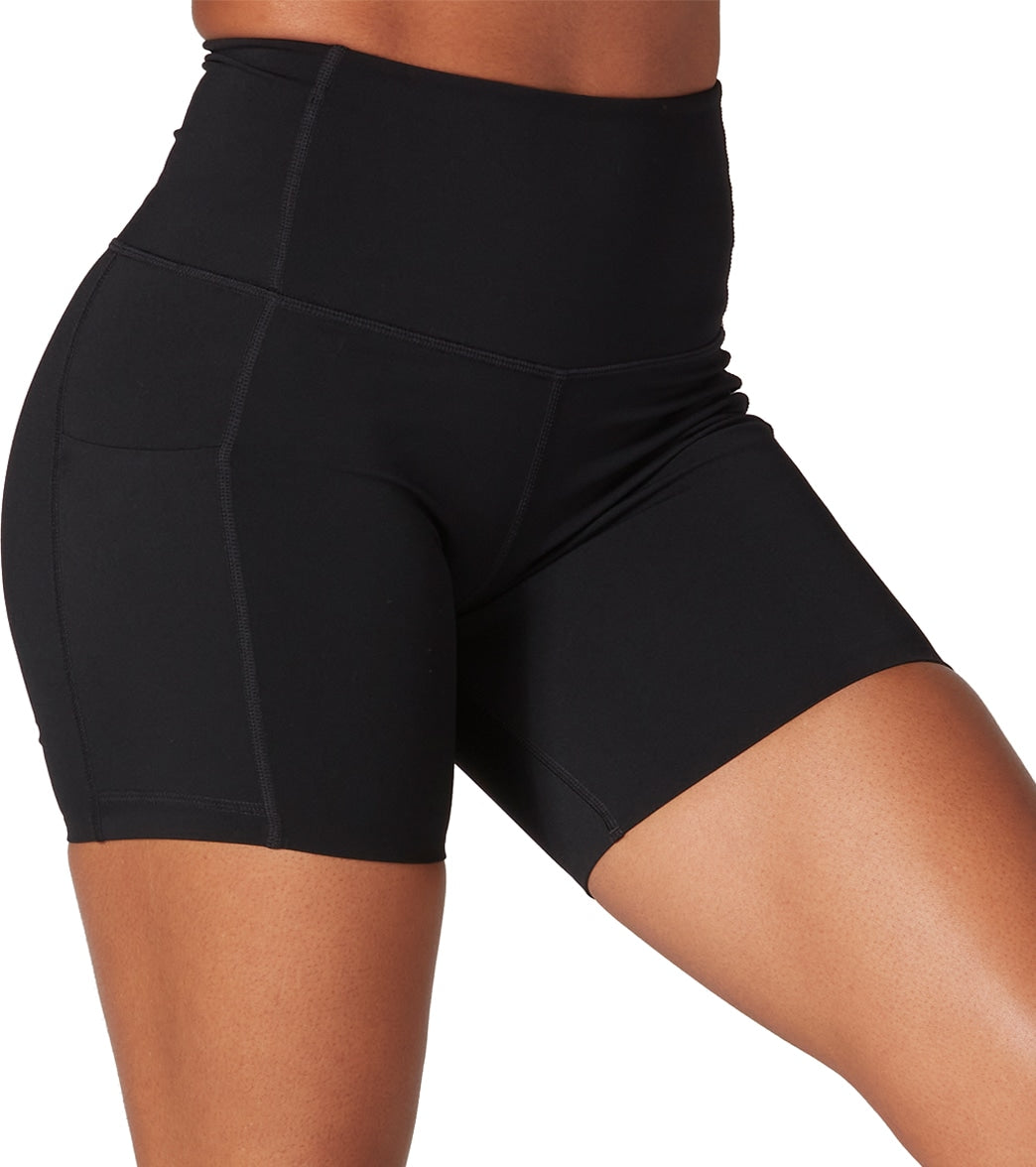 Mika Yoga Wear Lucia Hot Yoga Shorts