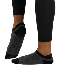  TAVI NOIR Women's Savvy Non-Slip Socks, X-Small, Ebony