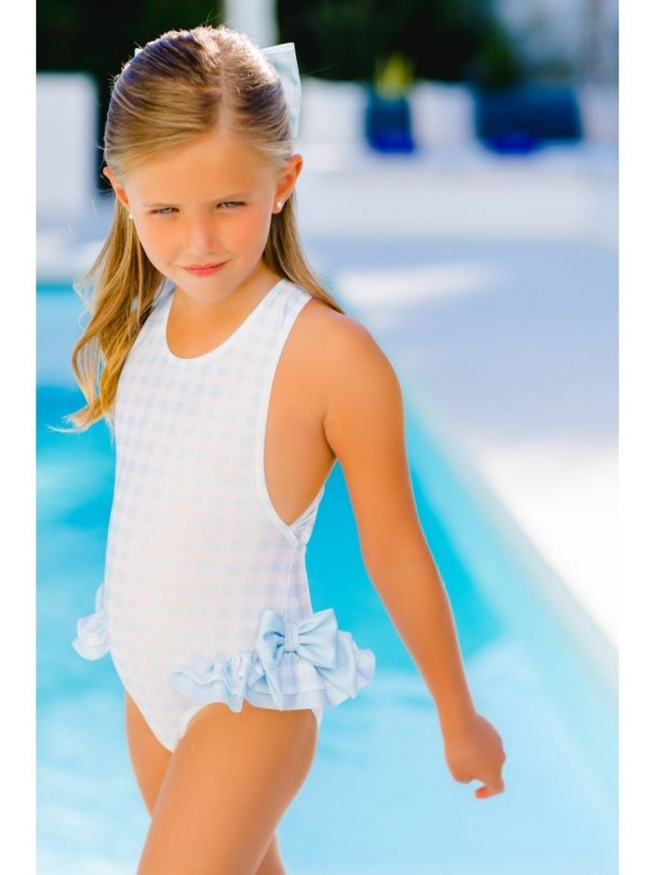 Little Girl Swimsuit Hi-res Stock Photography And Images Alamy ...