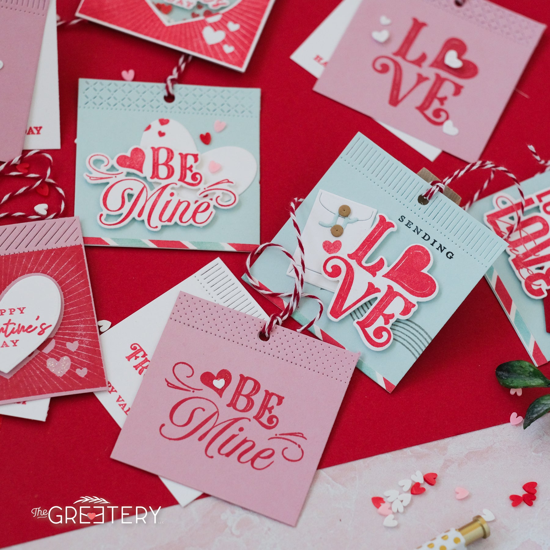 four-square-valentine-tags-the-greetery-6.jpg__PID:73831096-fa03-4254-a18b-3218c24d7cf1