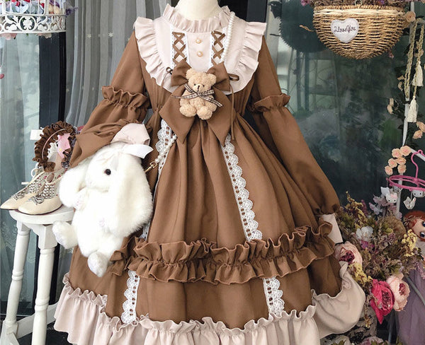 Sweet lolita dress with accessories