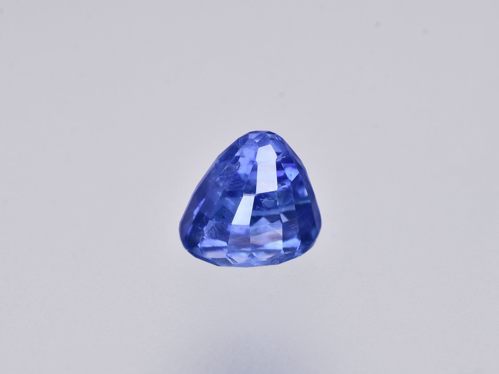 Blue Sapphire, 3.74ct