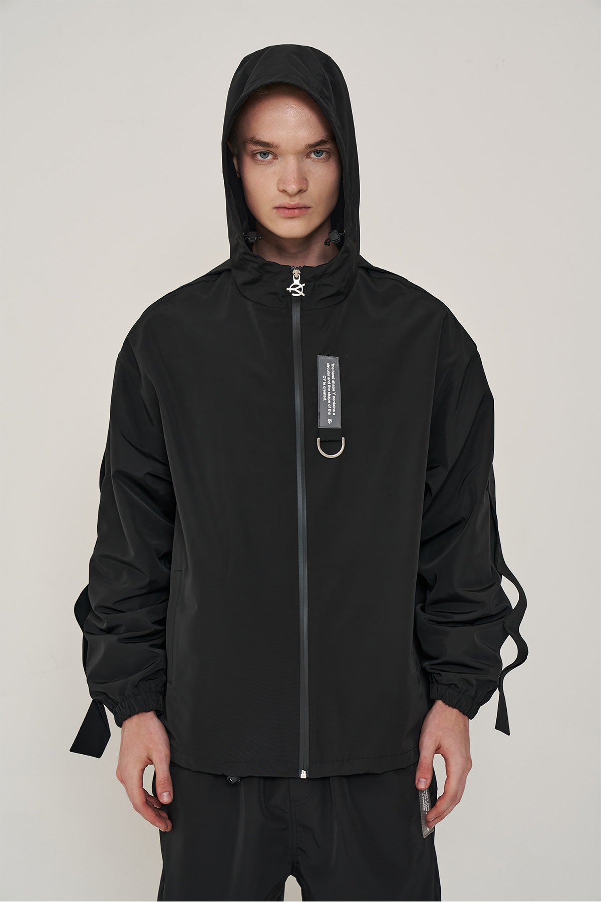 オーワイ(OY) TWIST LINE HOODIE JACKET-BLACK