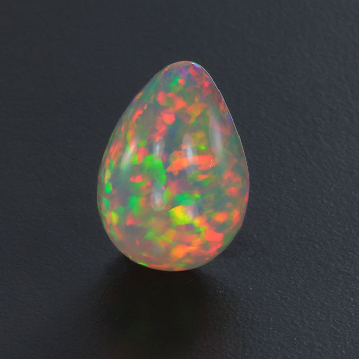 Gawk at my Opals Crystal Wello opal beads. 20.10 carats.