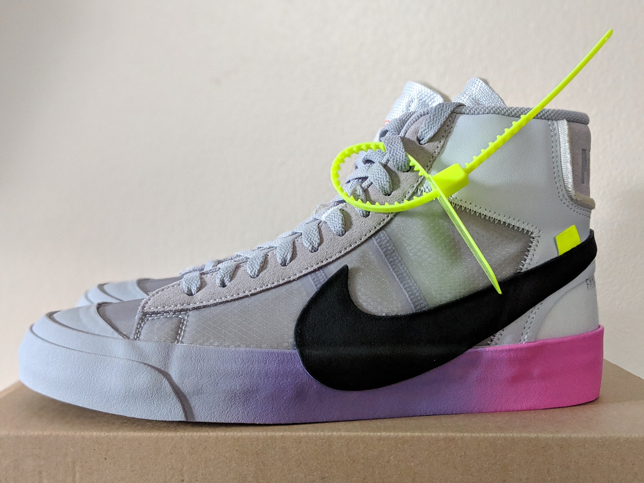 Off White x Nike Blazer Mid Serena 