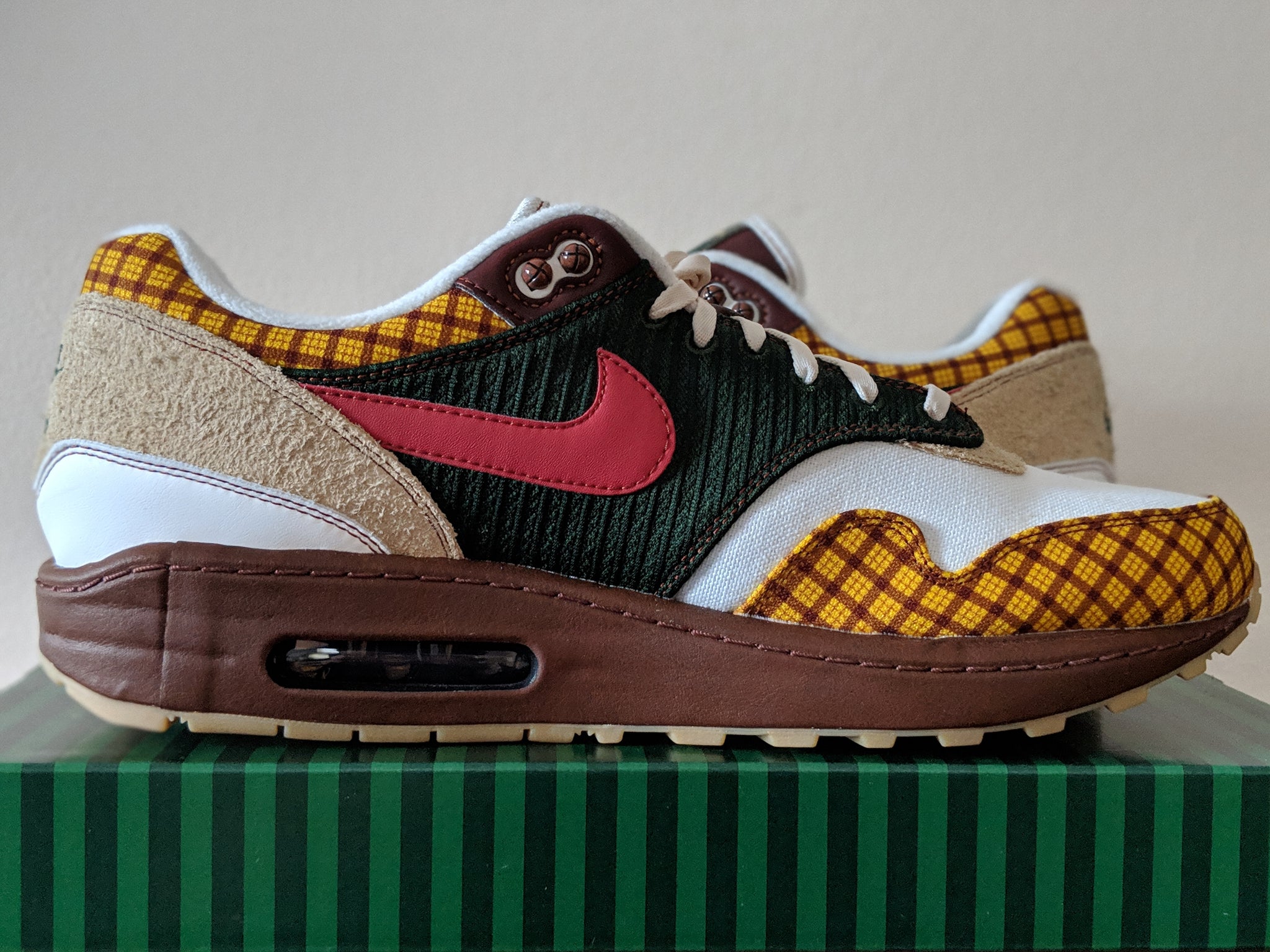 air max 1 laika