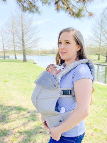 babywearing, complete all seasons, complete carrier, lillebaby carrier, soft carrier, best carrier for baby, how to wear baby 