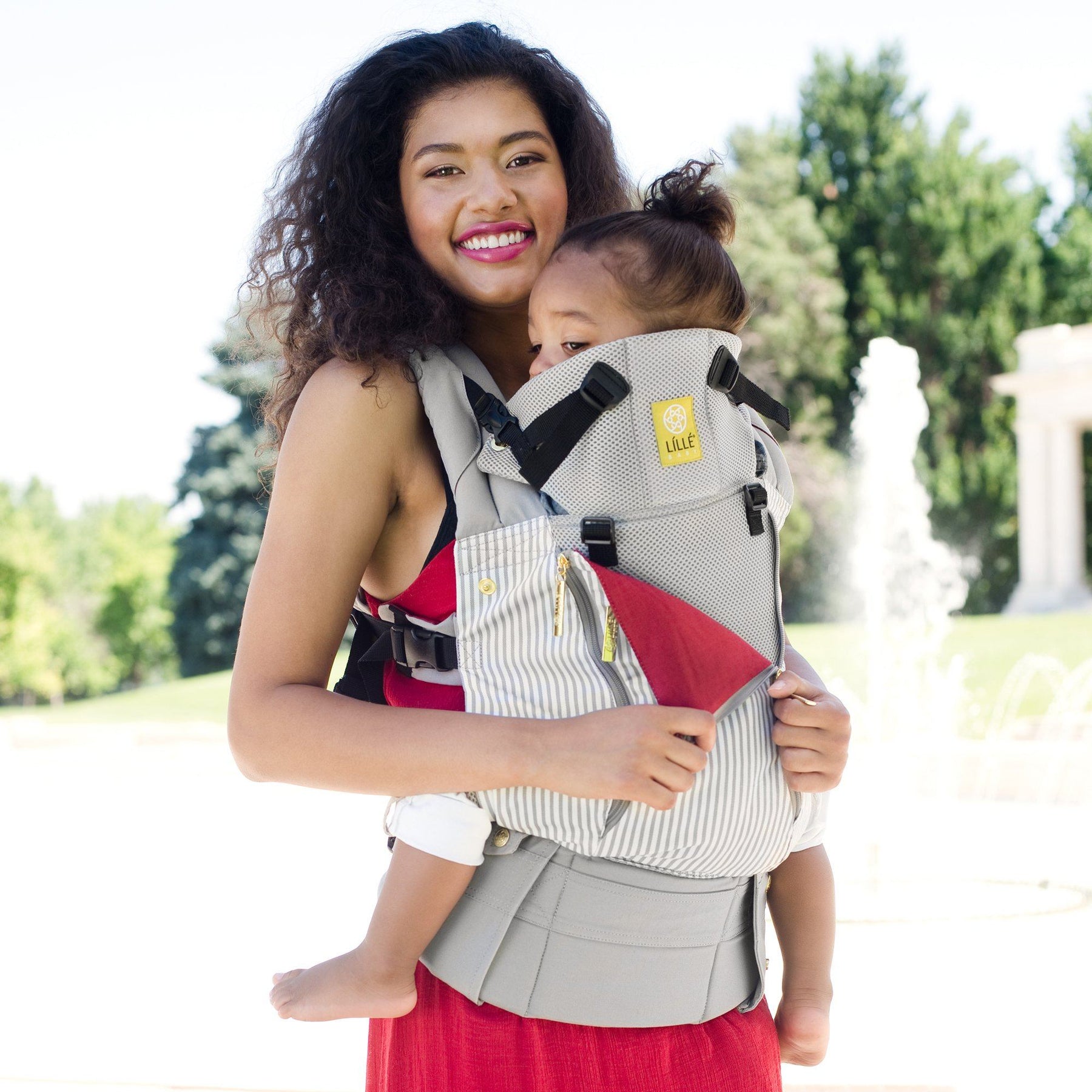 ergonomic baby and child carrier by lillebaby