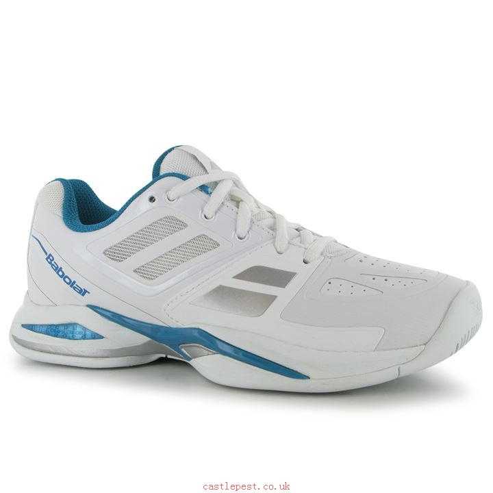 white and blue tennis shoes