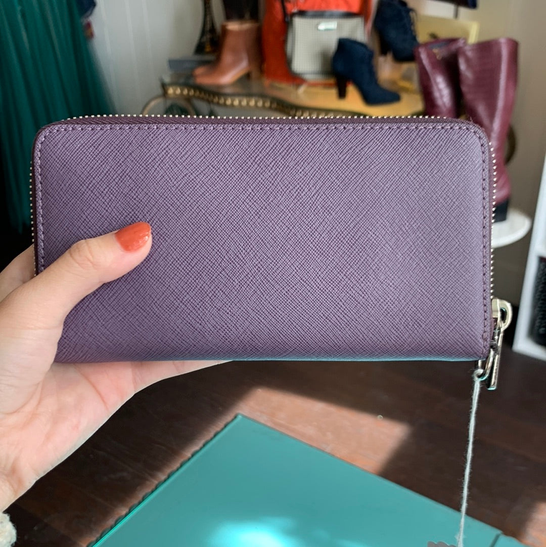 Light Purple Michael Kors Wallet – La Petite Boutique Winthrop