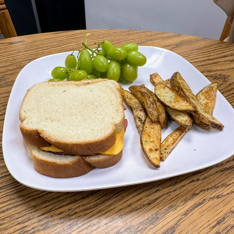 bright leaf bologna sandwich family meal under 20 nc