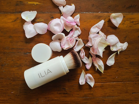 Ilia Moondance radiance powder 