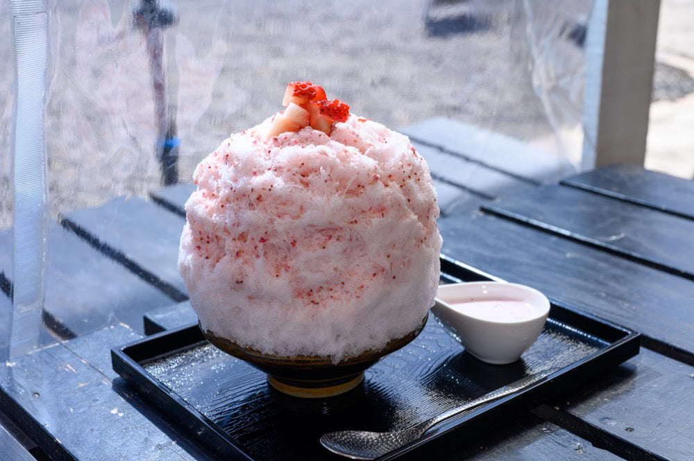 Oversized cotton candy desert