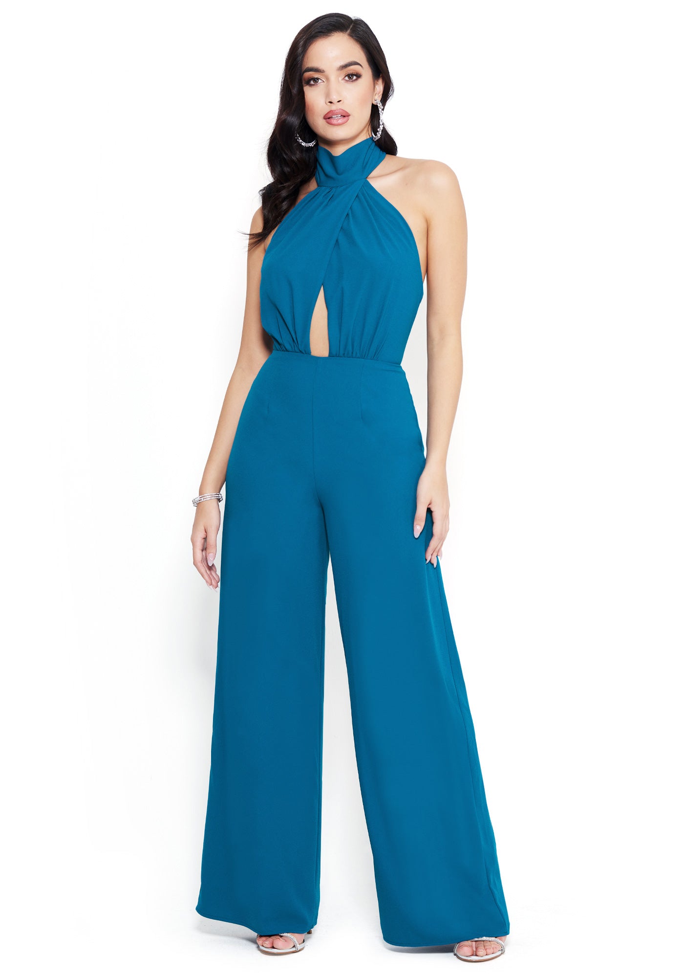 Keyhole Halter Jumpsuit | bebe