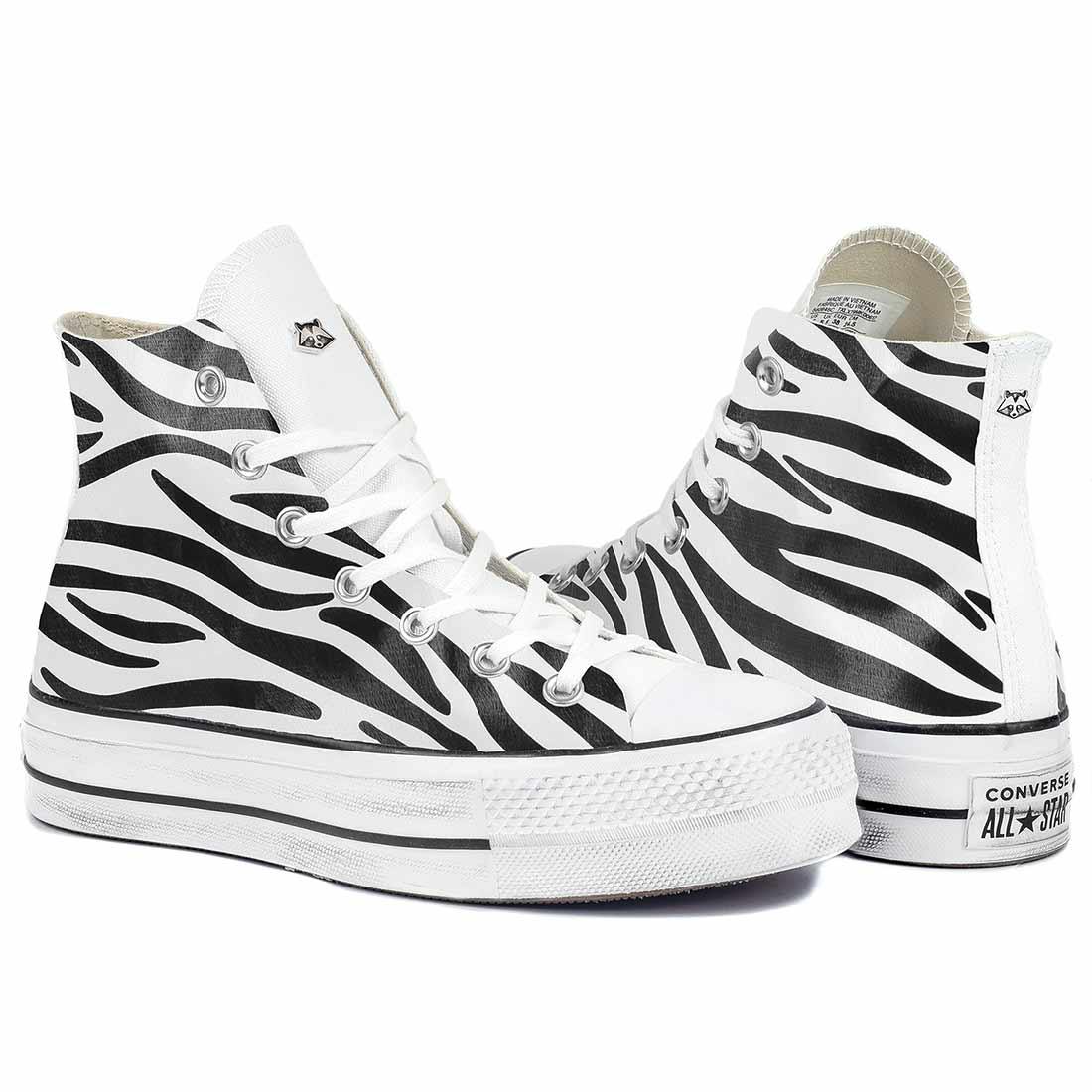 converse zebrate prezzi