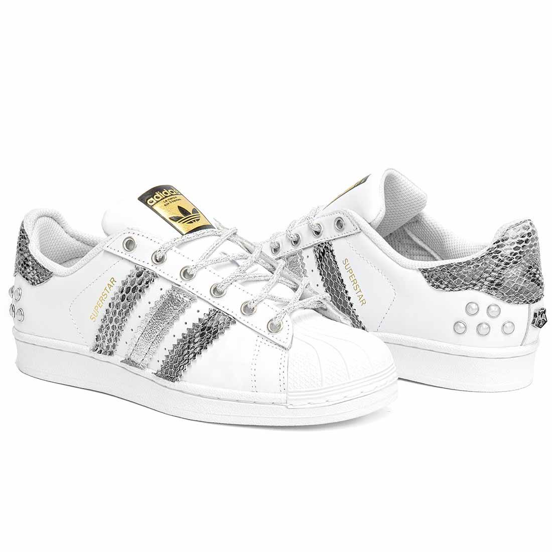 adidas superstar con strisce argento