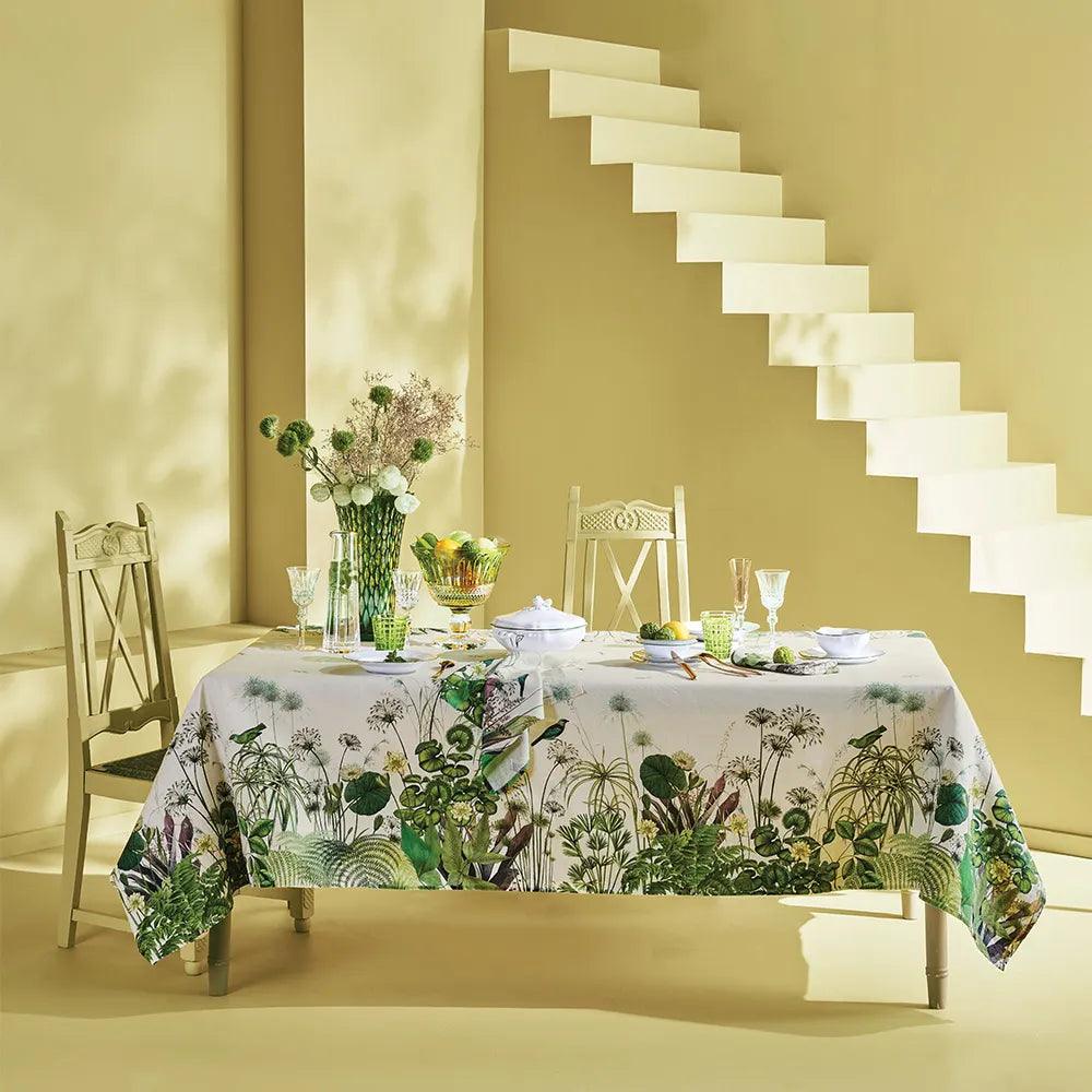 Garnier Thiebaut Nenuphars Parchemin Tablecloth 61x102