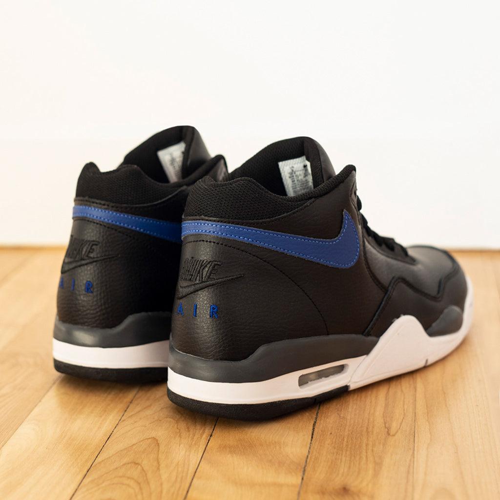 NIKE FLIGHT LEGACY – Qlassic