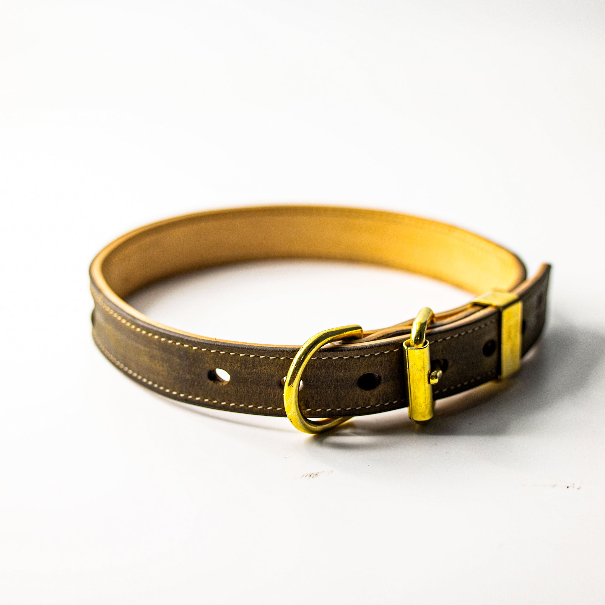 Leather Dog Collar with Mossy Oak Bottomland In-lay