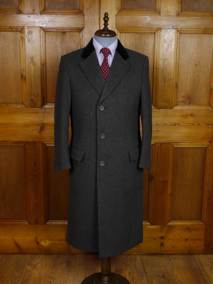 Overcoat Standards – Savvy Row