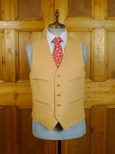 Newly Listed Mens Vintage Clothing – Savvy Row