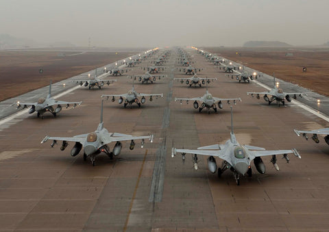 F-16 aircraft elephant walk