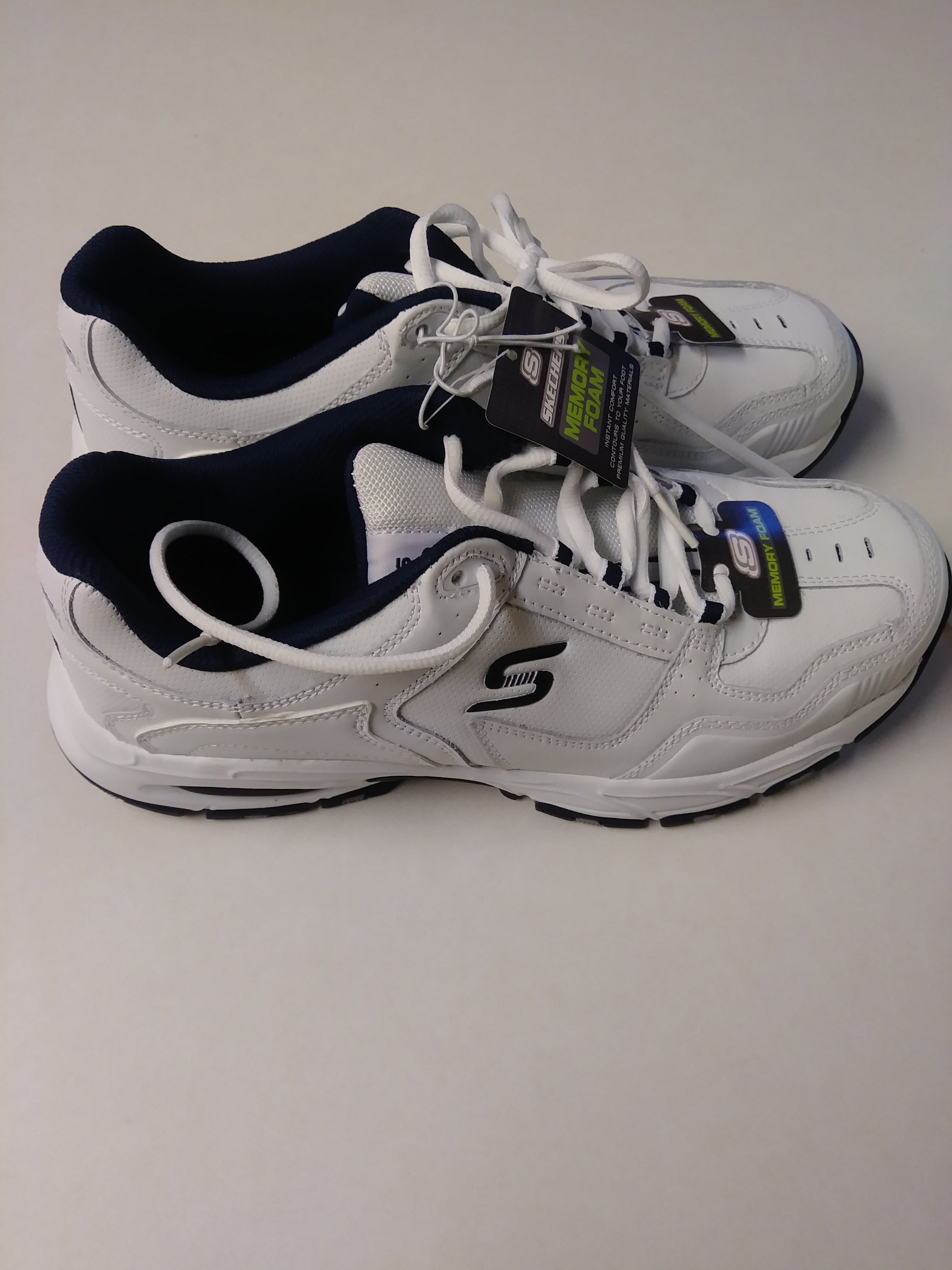 skechers tennis shoes with memory foam