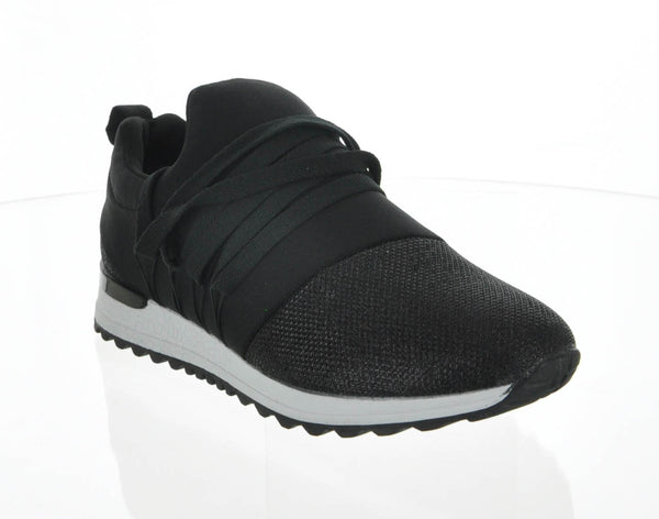 black mesh tennis shoes