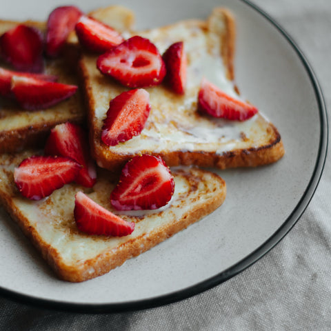 Erdbeer_Macadamia_Toast