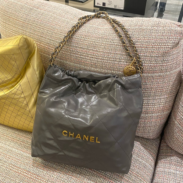 Chanel Shiny Calfskin 22a Purple 22 Bag
