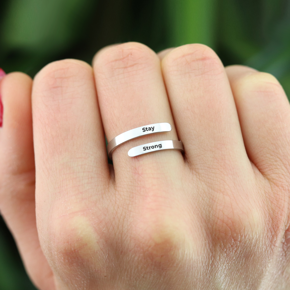 Onregelmatigheden zwaartekracht Harde ring Ring met 2 namen kopen? Bestel online I Voordelig bij Eefje Elise™