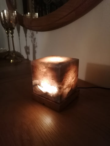 Himalayan Cube Salt lamp