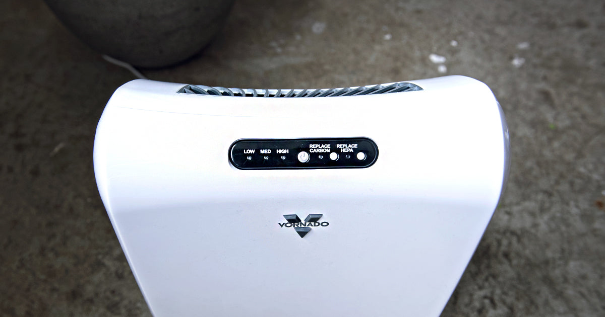 Close up image of Vornado AC350 Air Purifier buttons.