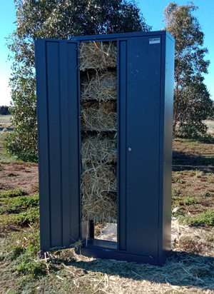 Haystation Programmable 3 Day Automatic Horse Hay Feeder Dispenser