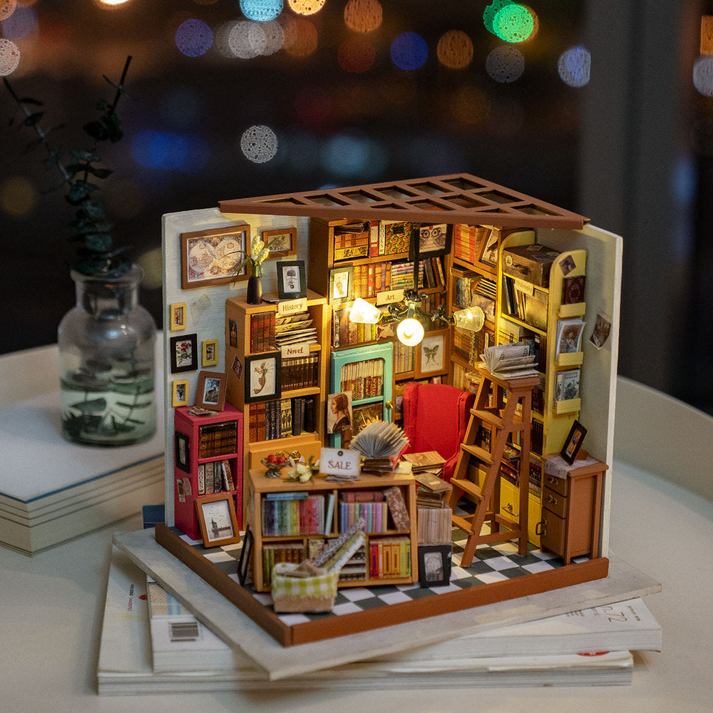 DIY Miniature House Kit Soho Time - Hands Craft