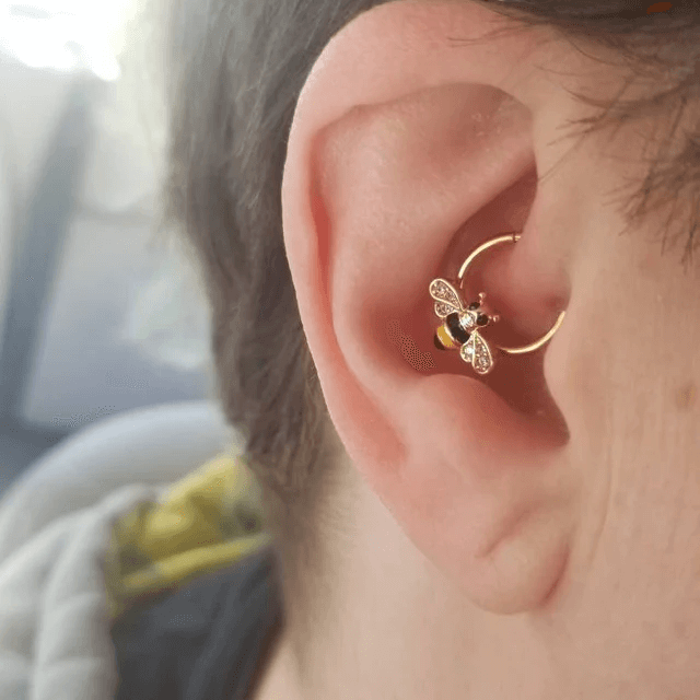 butterfly shaped hoop earrings